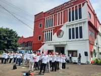 Executive Class Program Nomor 10