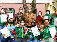 Executive Class Program Nomor 9