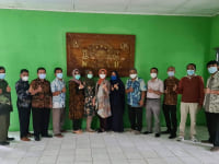 Executive Class Program Nomor Foto Home 4