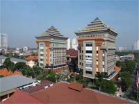 Executive Class Program Nomor 1